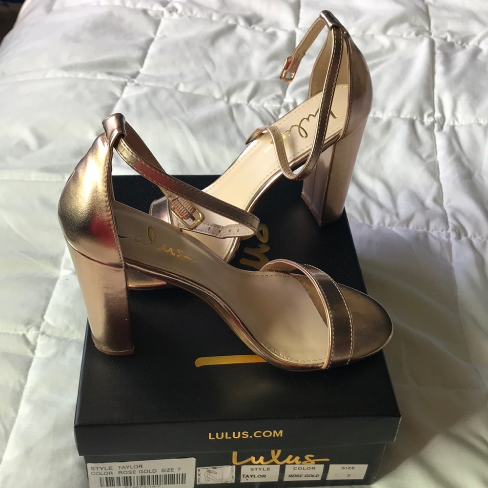 Rose gold chin my heel